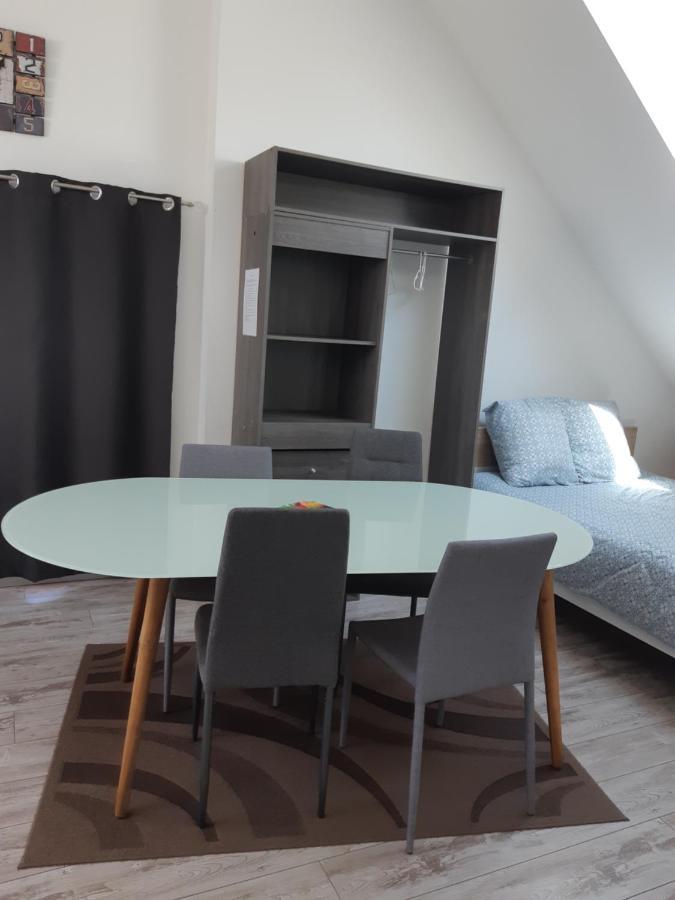Ferienwohnung Au Velo Fleuri Bracieux Exterior foto