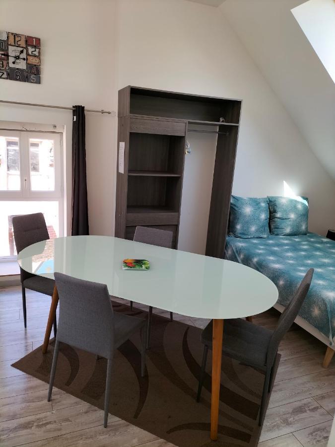 Ferienwohnung Au Velo Fleuri Bracieux Exterior foto